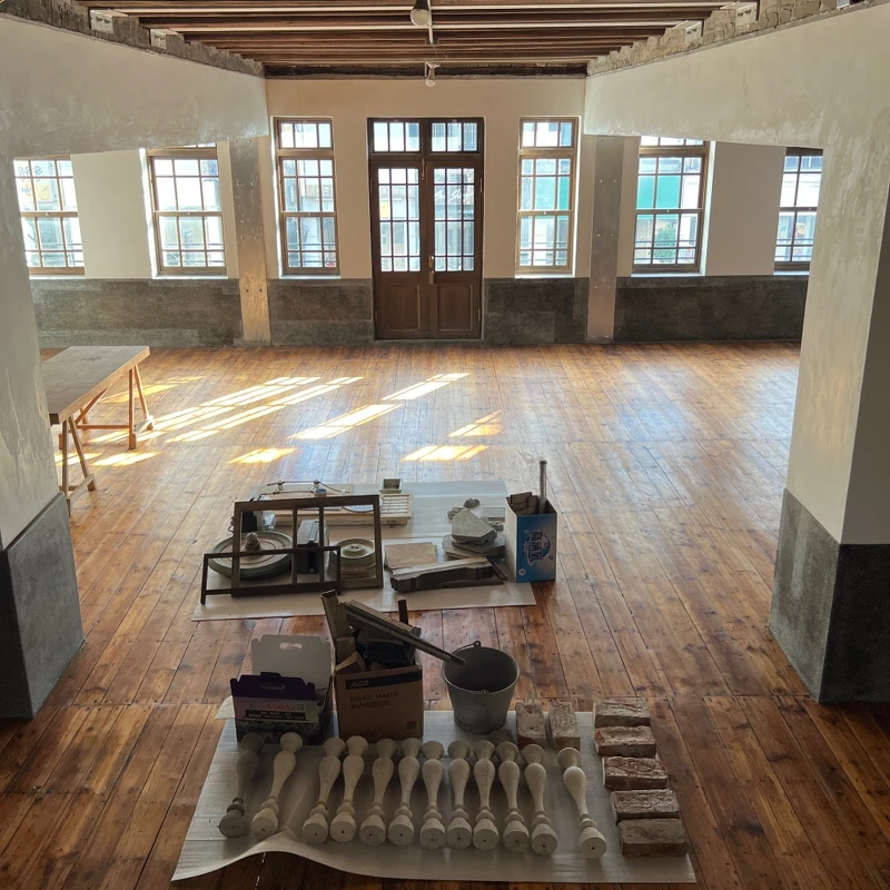 五福商店的二樓。