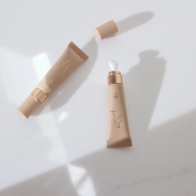 rihka lip gloss唇蜜(共4色),NT1,320 rihka lip gloss唇蜜(共4色),NT1,320