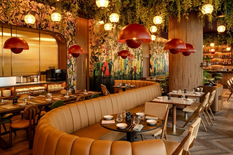 在空間上則重新演繹日本居酒屋。 在空間上則重新演繹日本居酒屋。