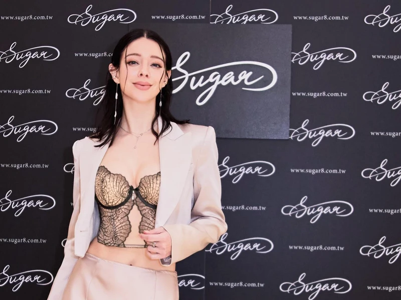 名模安妮化身MIT法式內衣領導品牌Sugar8一日店長，展現魅力。Sugar 8/提供