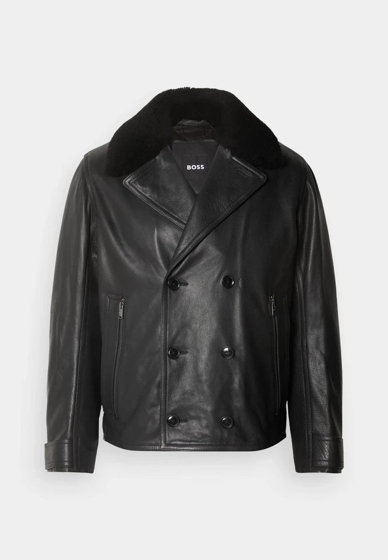 BOSS黑色羊毛翻領騎士皮外套_NT$39,400 BOSS黑色羊毛翻領騎士皮外套_NT$39,400