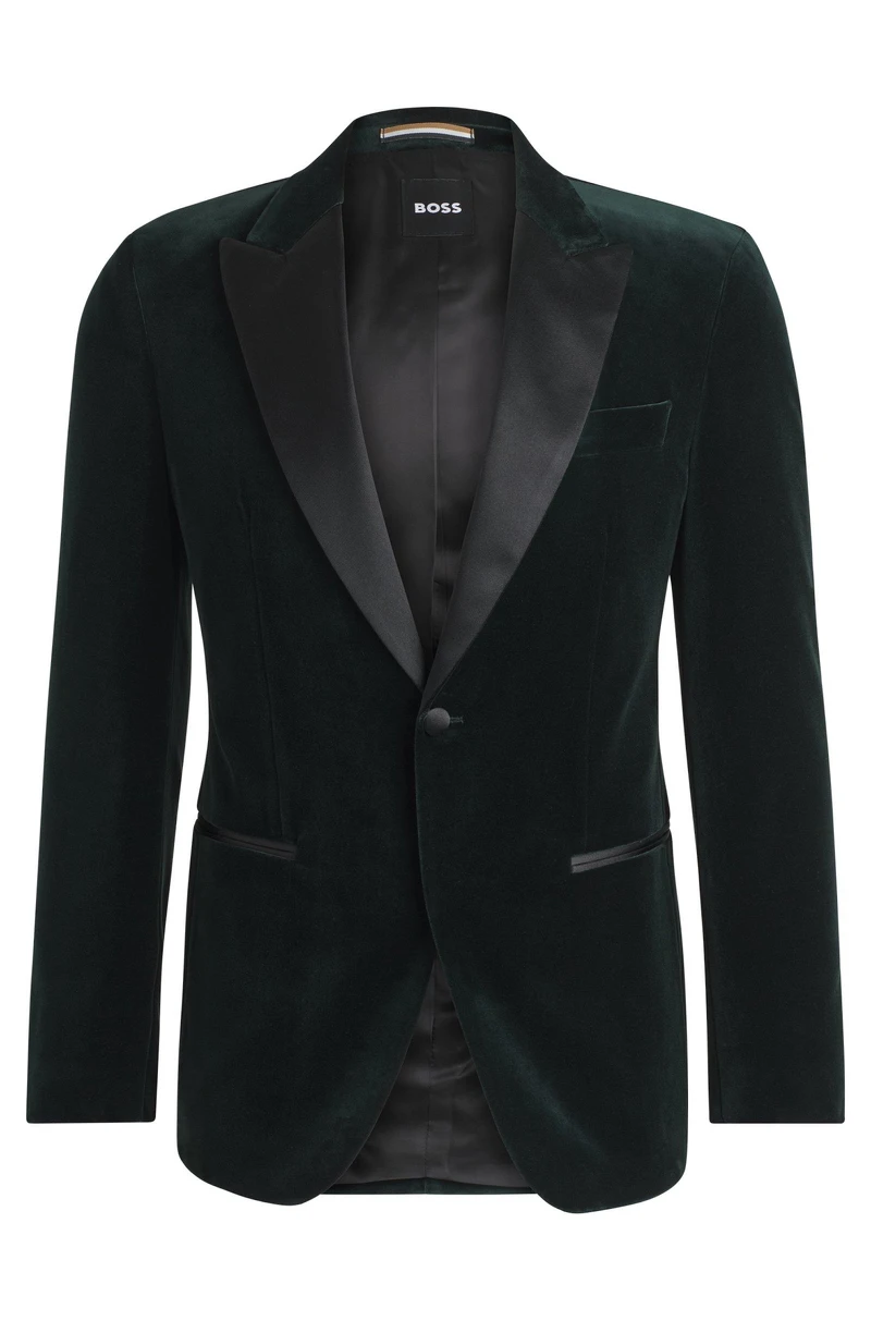 BOSS深綠色絲絨禮服式西裝外套_NT$21,900 BOSS深綠色絲絨禮服式西裝外套_NT$21,900