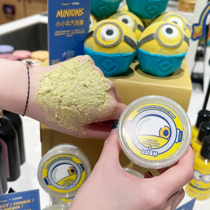 Minions x LUSH蕉蕉活力果凍面膜使用示意。