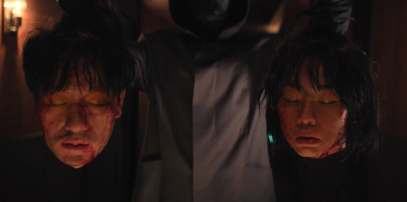 上一屆魷魚遊戲的玩家曹尚佑(左)和姜曉(右)