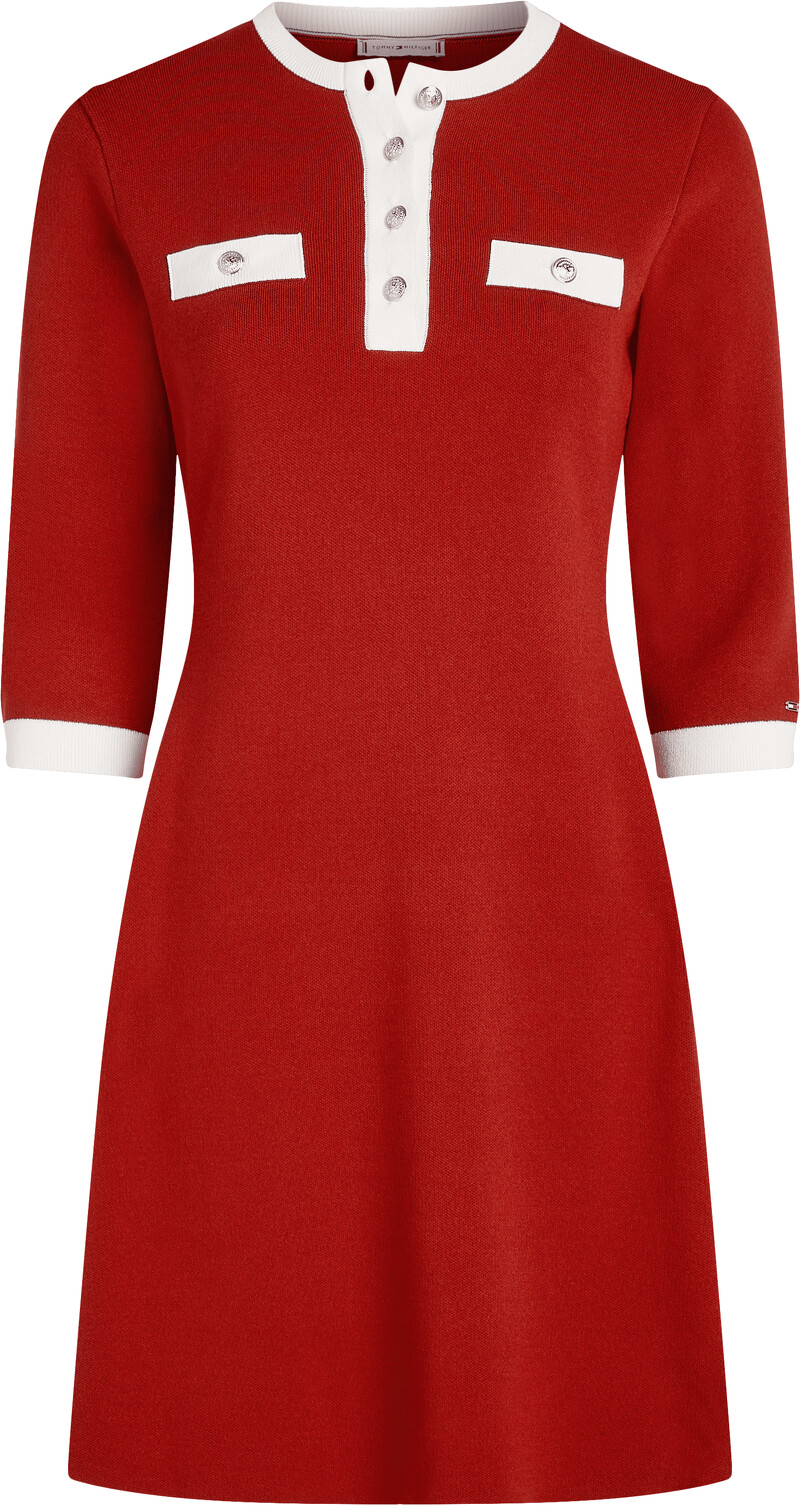 圓領合身連身裙 TWD7,980 圓領合身連身裙 TWD7,980