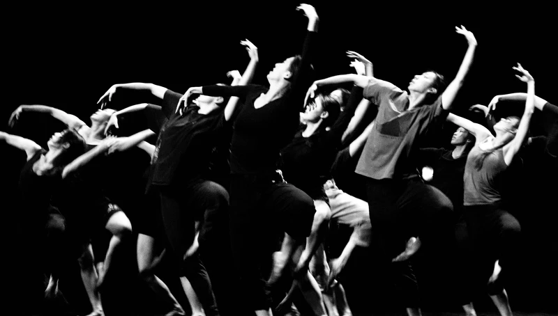 碧娜.鮑許《春之祭》劇場排練照由國立臺北藝術大學舞蹈學院提供(黎宇文攝影)。 碧娜.鮑許《春之祭》劇場排練照由國立臺北藝術大學舞蹈學院提供(黎宇文攝影)。