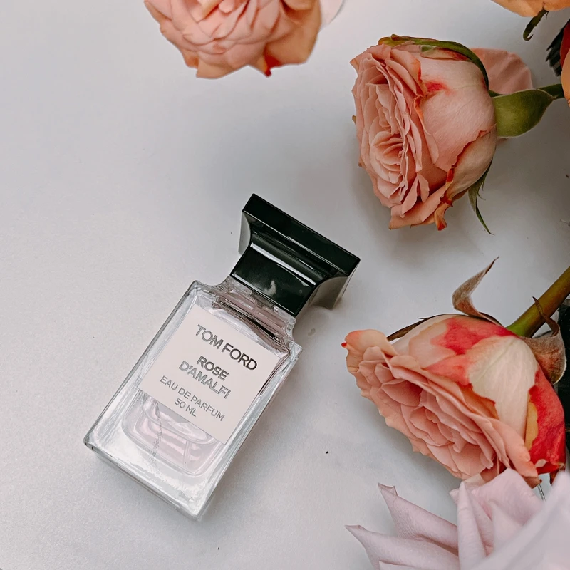 Tom Ford私人調香系列阿瑪菲玫瑰香水30ml，NT8,300、50ml，NT13,300、100ml，NT18,500