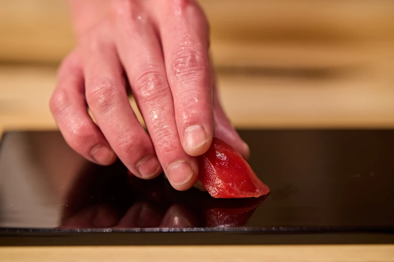 「壽司」是一門講究平衡與美感的料理藝術。 「壽司」是一門講究平衡與美感的料理藝術。