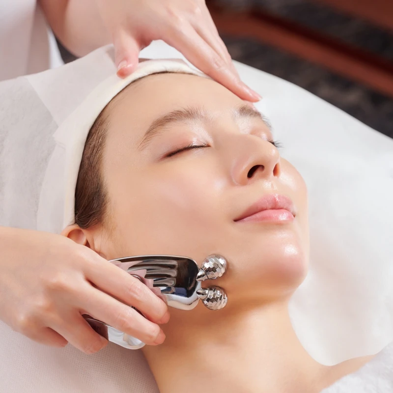 DARPHIN 2025深海逆時護膚饗宴情境圖。