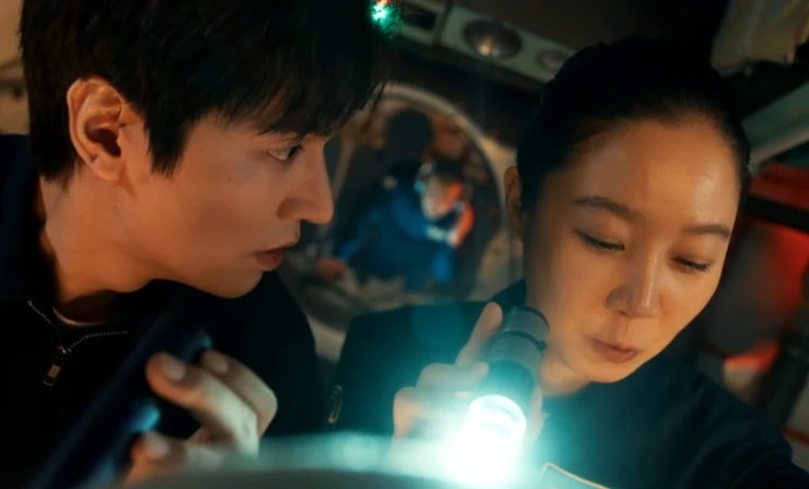 《問問星星吧》孔曉振邀李敏鎬 見證神奇時刻 Photo/ Netflix 《問問星星吧》孔曉振邀李敏鎬 見證神奇時刻 Photo/ Netflix