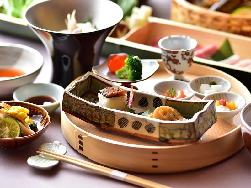 「山里懷石」料理。