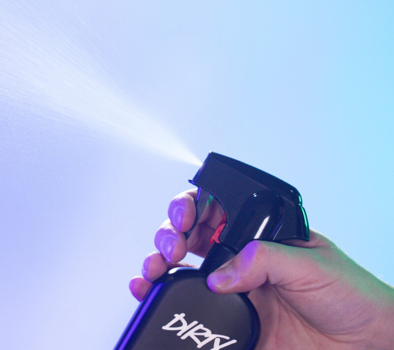 LUSH Dirty身體噴霧,NT1,500 LUSH Dirty身體噴霧,NT1,500