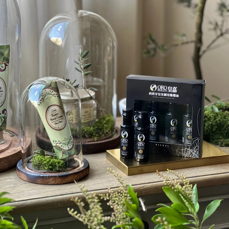 SABON新年1/25~2/2期間單筆消費NT5,500贈禮「Oro Bailen 25ml 4入小禮盒組」。