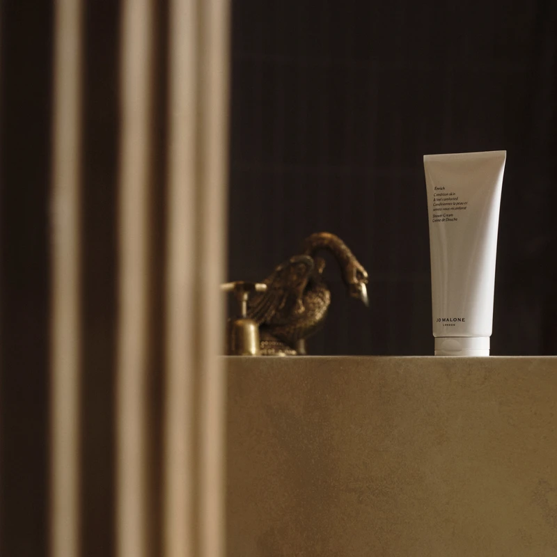 Jo Malone London繁花滋養潔膚乳，NT1,400