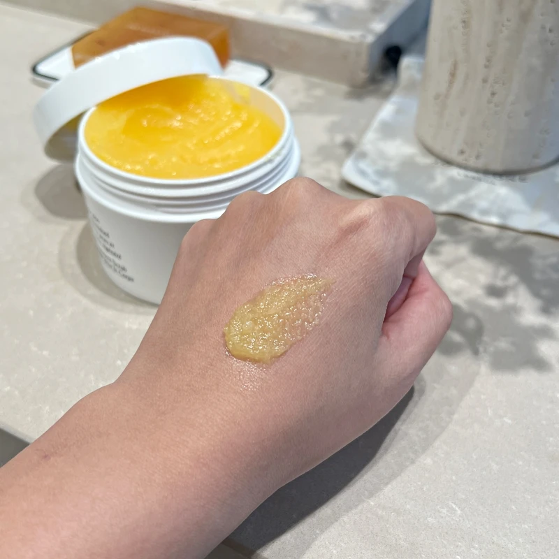 Jo Malone London悠然修癒磨砂膏質地。