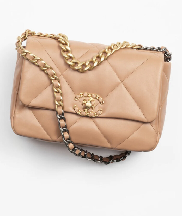 Chanel19包款。 Chanel19包款。