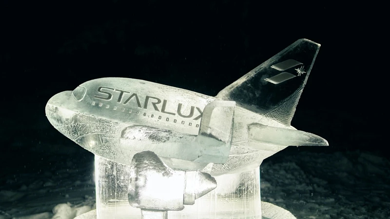 精緻「星宇航空飛機冰雕」獨家於星野TOMAMU度假村展出！