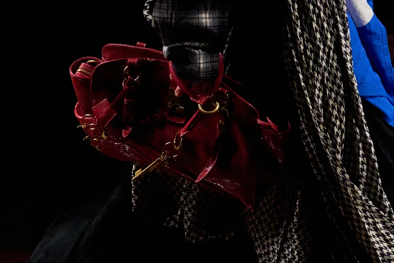 Balenciaga2025SS包款。 Balenciaga2025SS包款。