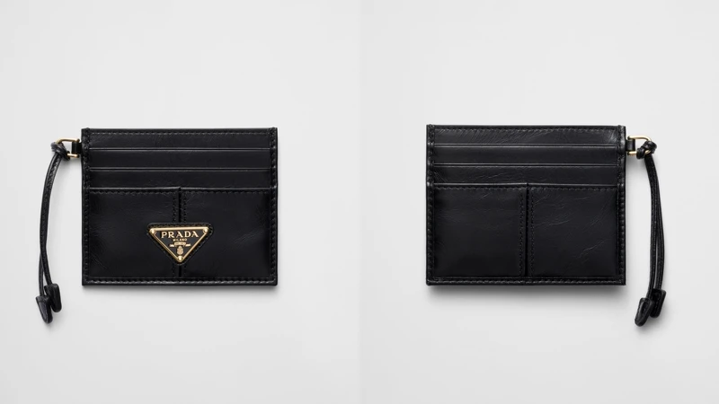 皮革卡片套 NT15,000 皮革卡片套 NT15,000