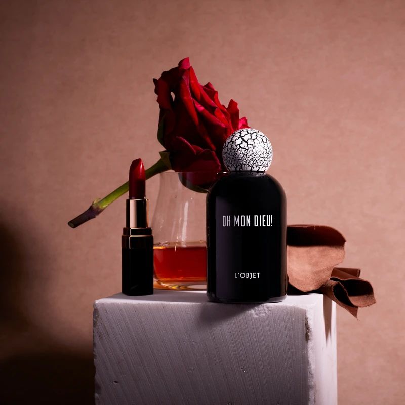 L'OBJET我的紅唇淡香精50ml，NT5,400、100ml，NT8,200