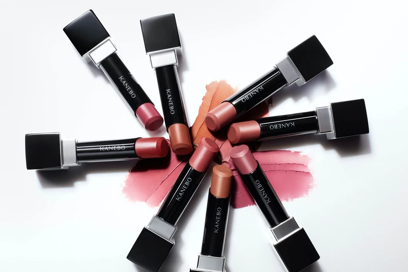 KANEBO星燦嫣紅悸動唇膏(共8色)，NT1,450