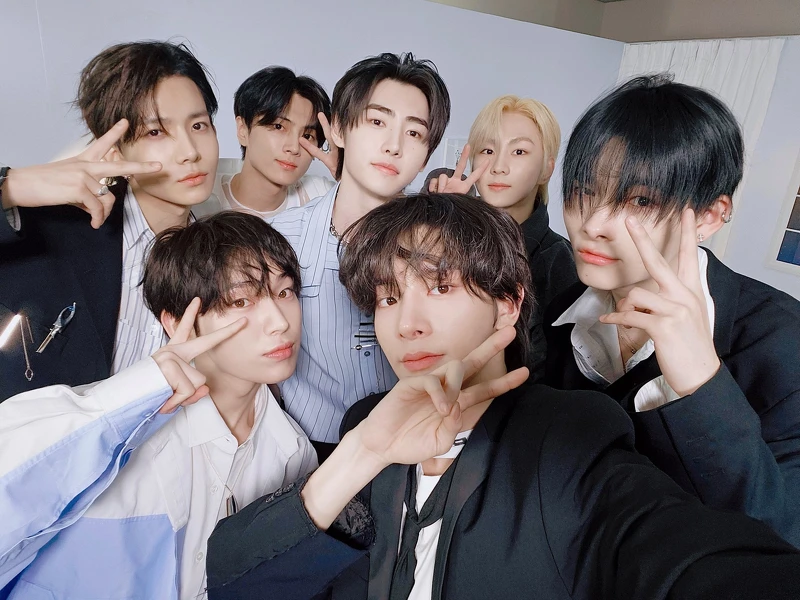 Photo / https://x.com/ENHYPEN_members Photo / https://x.com/ENHYPEN_members