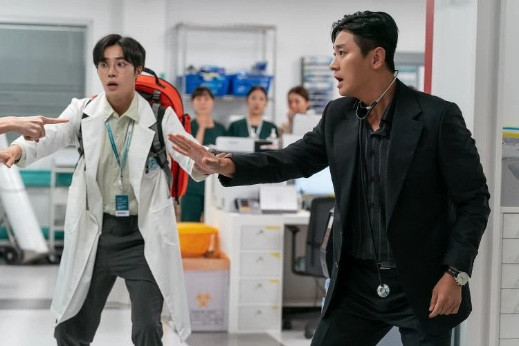 《外傷重症中心》秋英宇 朱智勛 Photo/ Netflix 《外傷重症中心》秋英宇 朱智勛 Photo/ Netflix