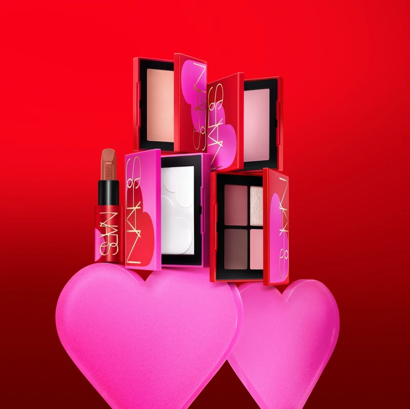 NARS 情人節限定傾心愛慕系列情境圖。 NARS 情人節限定傾心愛慕系列情境圖。