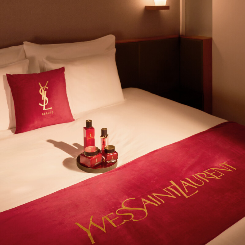 YSL 2025金緻奢華賦活頂級護膚會空景照。