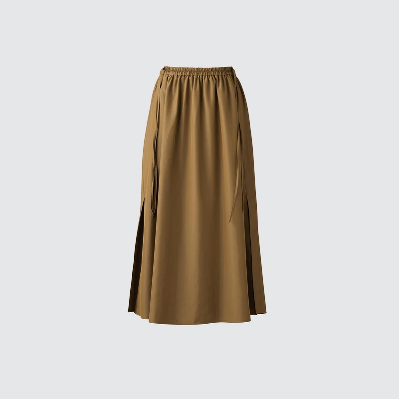 抓皺開衩長裙,NT$1490。