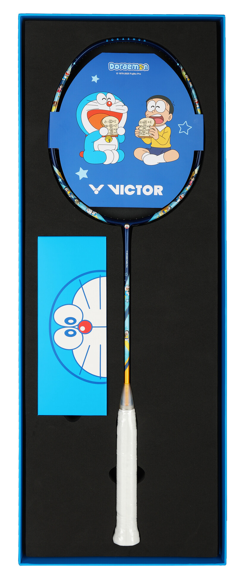 VICTOR 哆啦A夢限定系列 對拍禮盒_DRM SET B普魯士藍_售價$7,000