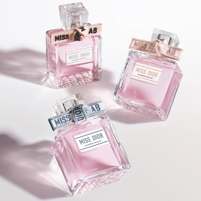 Dior花漾迪奧淡香水-高訂刺繡版100ml,NT8,500 Dior花漾迪奧淡香水-高訂刺繡版100ml,NT8,500