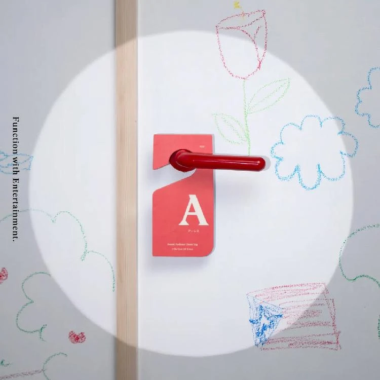 AHRES聲韻淡香精衣物香氛卡。 AHRES聲韻淡香精衣物香氛卡。