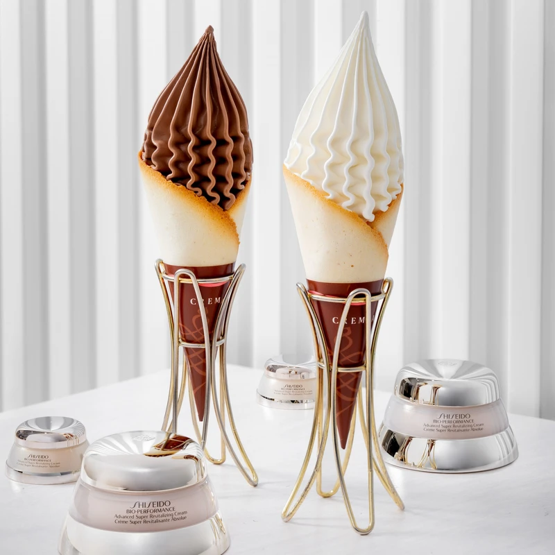資生堂百優乳霜 X CREMIA冰淇淋之神期間限定情境照。 資生堂百優乳霜 X CREMIA冰淇淋之神期間限定情境照。