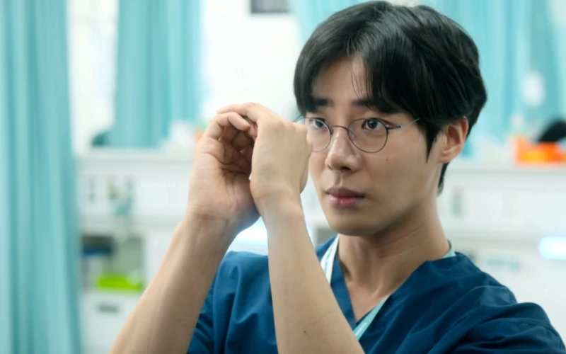 《外傷重症中心》秋英宇飾演楊載源 Photo/ Netflix 《外傷重症中心》秋英宇飾演楊載源 Photo/ Netflix