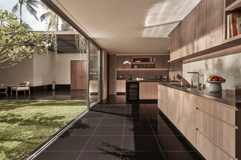 「Four Bedroom Beach Pool Villa」附設廚房。 「Four Bedroom Beach Pool Villa」附設廚房。