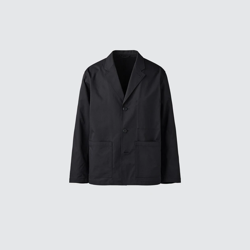 黑色西裝工作外套,NT1990。 黑色西裝工作外套,NT1990。