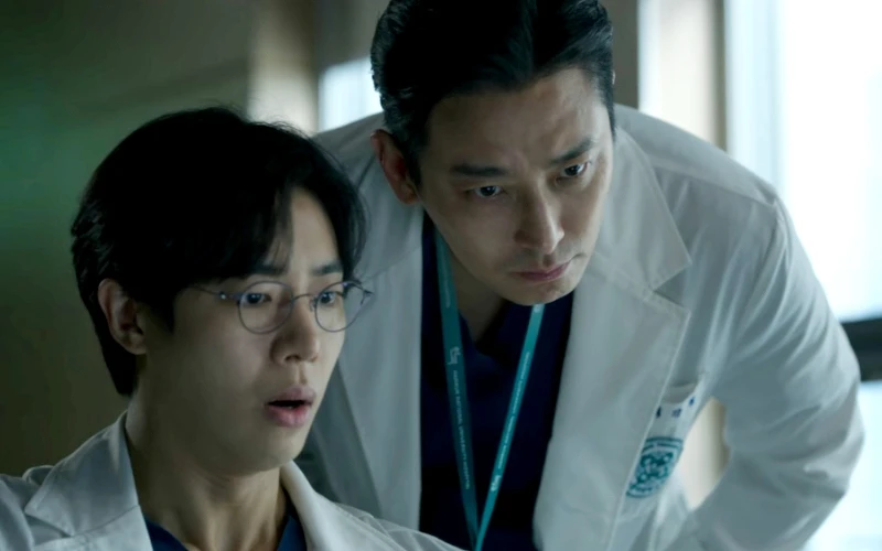 《外傷重症中心》秋英宇 朱智勛 Photo/ Netflix 《外傷重症中心》秋英宇 朱智勛 Photo/ Netflix