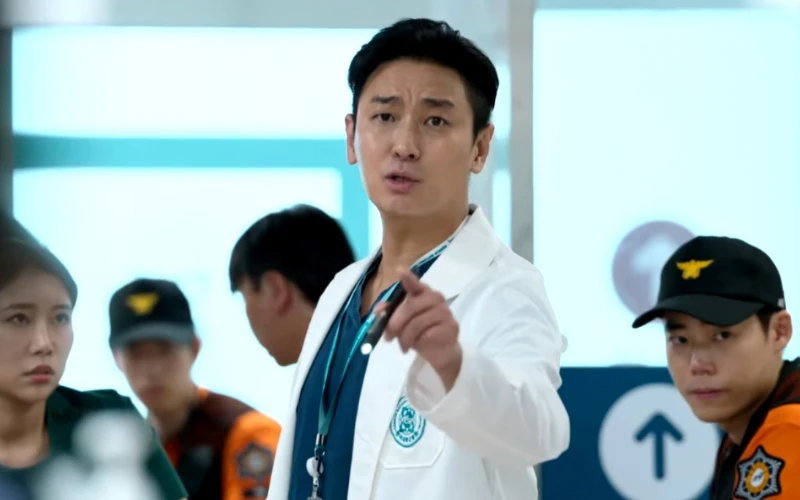 《外傷重症中心》Photo/ Netflix 《外傷重症中心》Photo/ Netflix