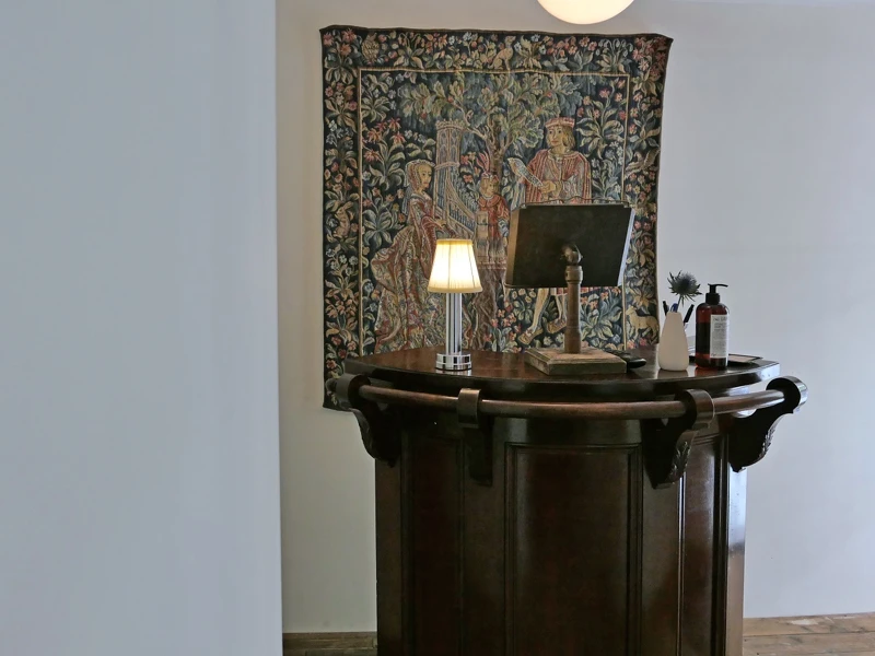 改裝後重新亮相的香色餐聽。 改裝後重新亮相的香色餐聽。