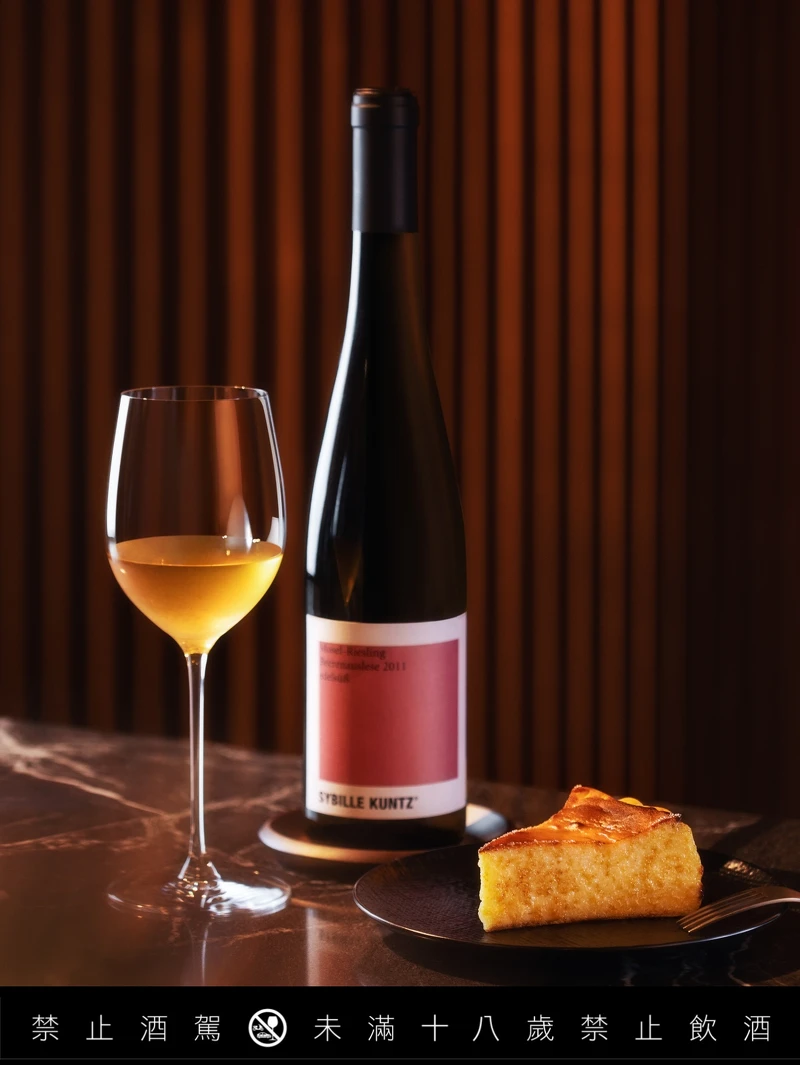 「巴斯克乳酪蛋糕」。 「巴斯克乳酪蛋糕」。