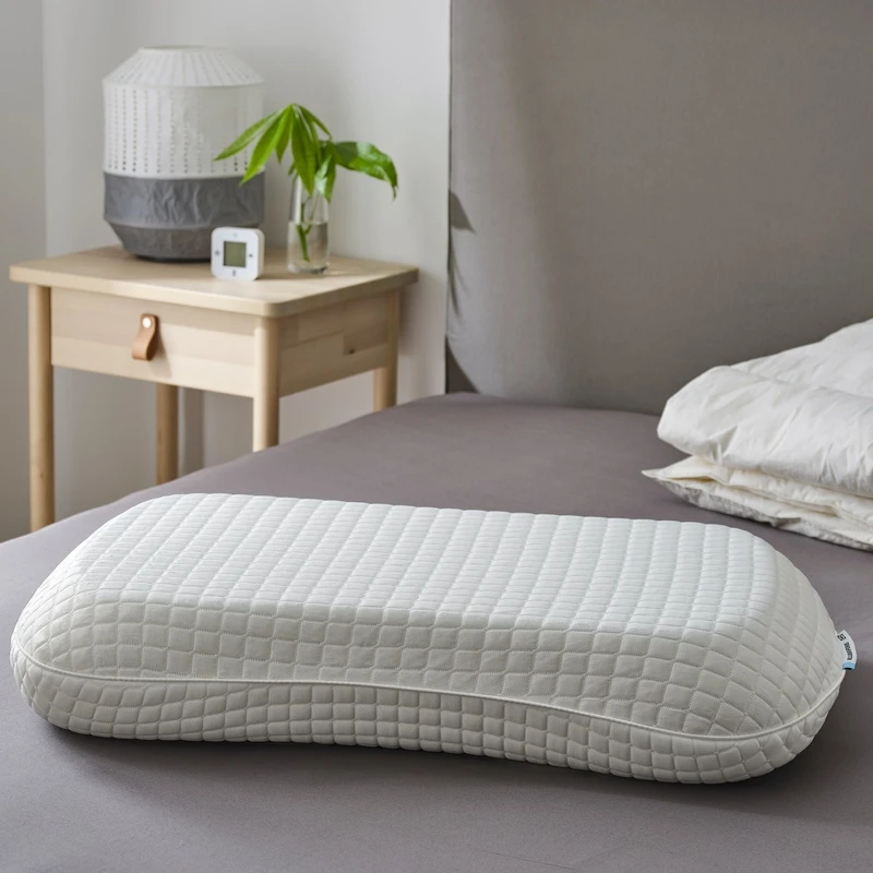 IKEA五星好評家飾：KLUBBSPORRE人體工學枕