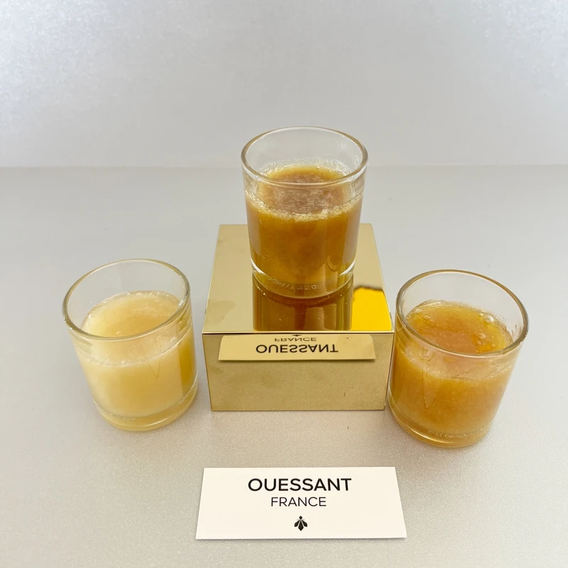 嬌蘭一口氣使用三種黑蜂蜂蜜，分別來自(左起)愛爾蘭、法國烏埃尚島、挪威。