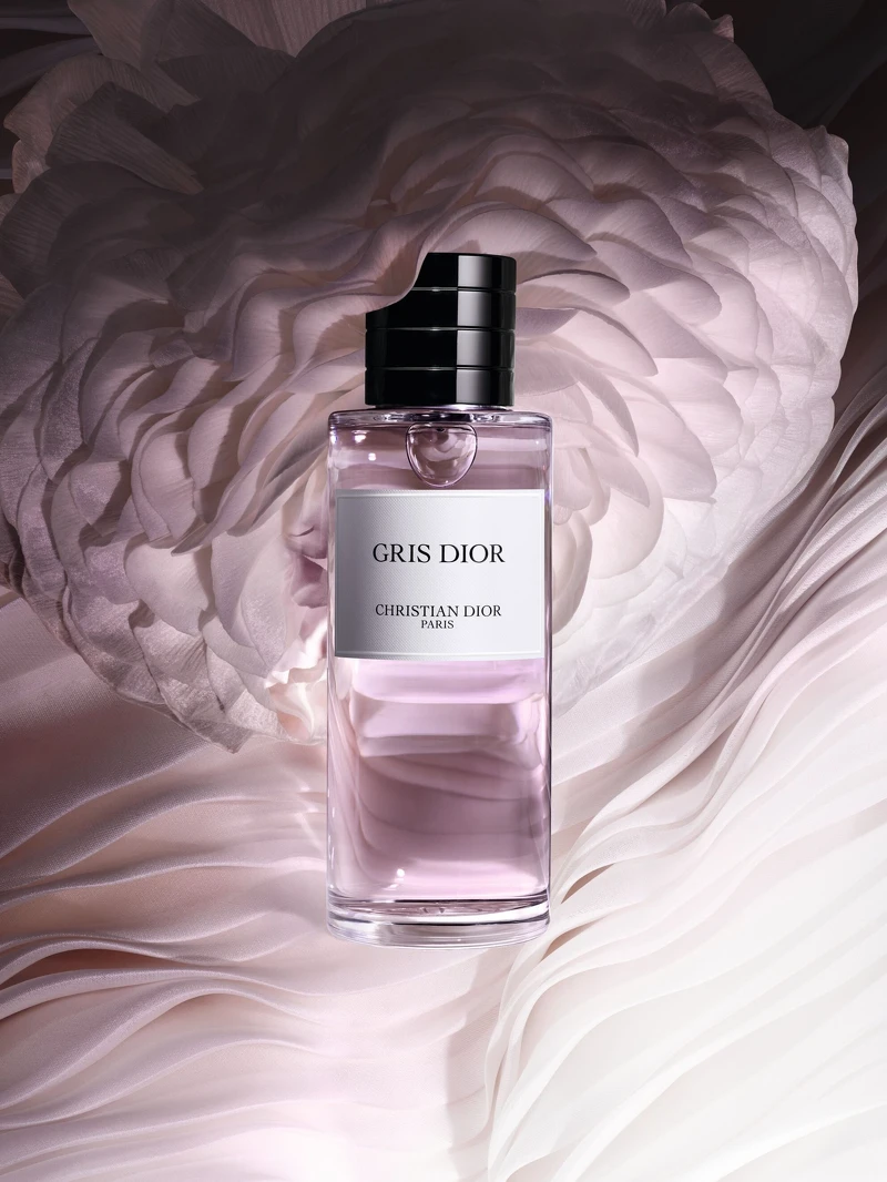 迪奧香氛世家-蒙田大道香氛50ml，NT6,700、100ml，NT10,900、200ml，NT16,100