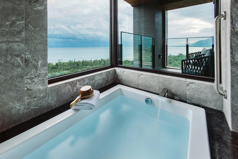 夜晚靜心:星空相伴入浴,讓身心沈澱 夜晚靜心:星空相伴入浴,讓身心沈澱