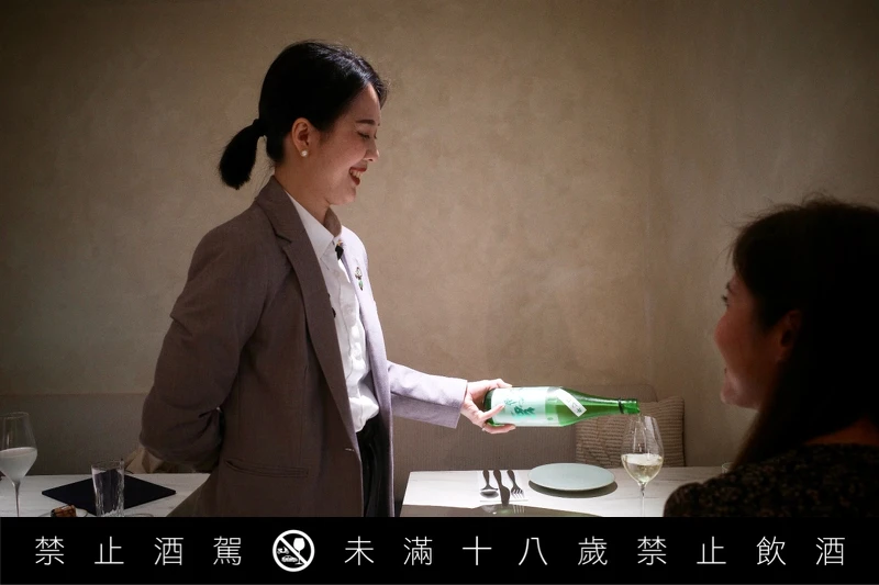 「世界唎酒師大賽」總冠軍的黃鳳誼 Asa。