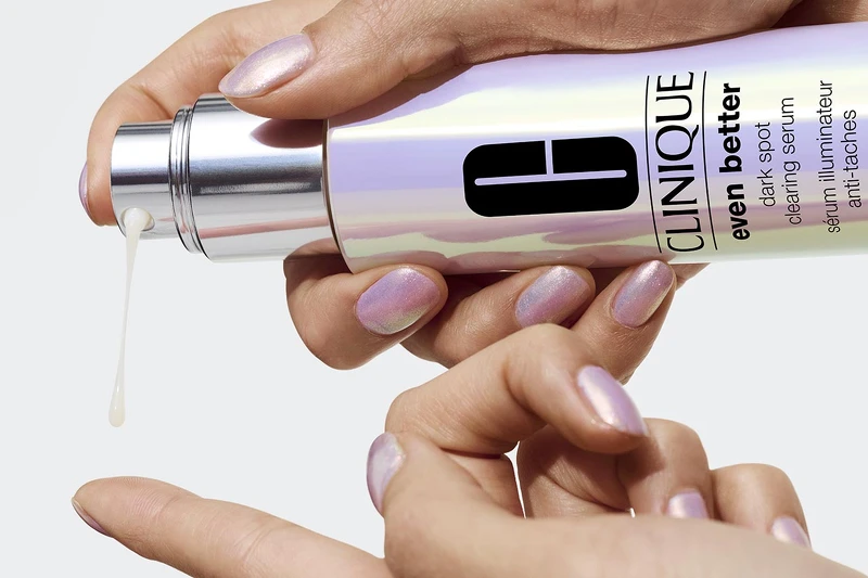 倩碧超激光勻淨白淡斑精華PRO 30ml，NT2,900、50ml，NT4,000