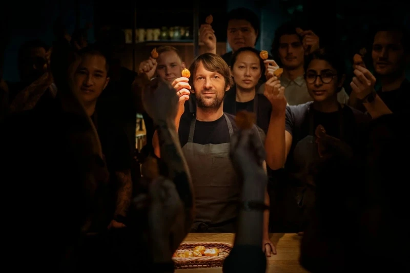 紀實影集《Omnivore》,深入探討食物文化、歷史和人類關係的旅程。 紀實影集《Omnivore》,深入探討食物文化、歷史和人類關係的旅程。