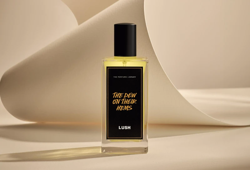 Lush微光織韻香水100ml,NT5,700。 Lush微光織韻香水100ml,NT5,700。