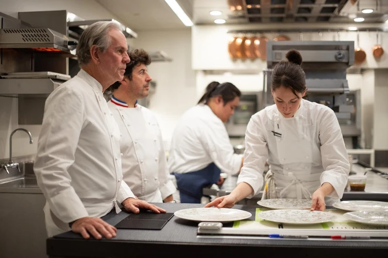 名廚湯瑪斯凱勒在當地擁有不少相關餐飲事業。 名廚湯瑪斯凱勒在當地擁有不少相關餐飲事業。